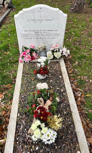 Memorial before restoration
